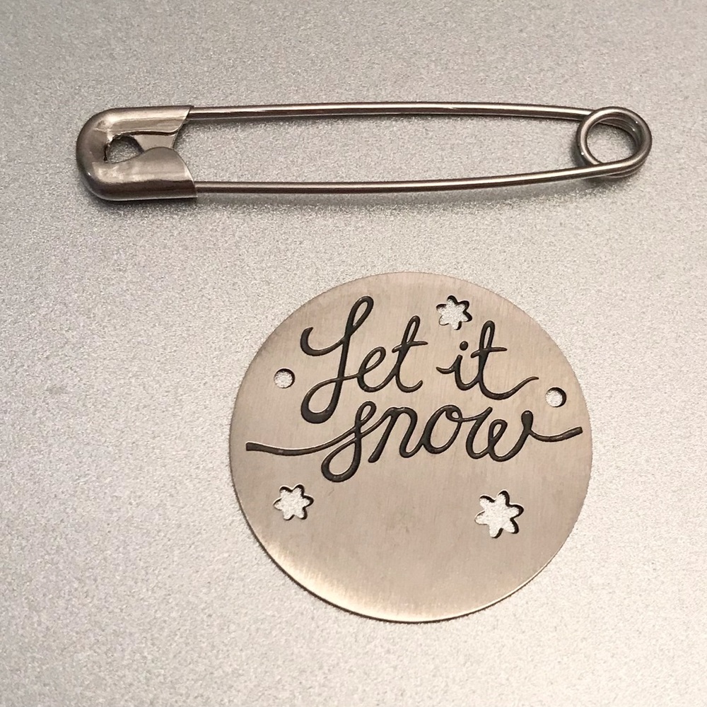 Origami Owl “let it snow” faceplate